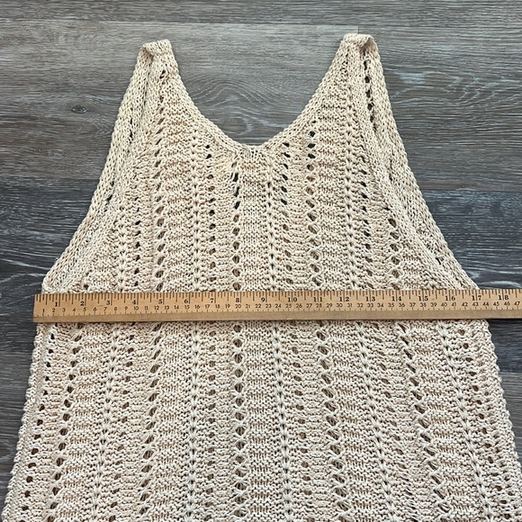 Universal Thread Sweater - Picture 4 of 10